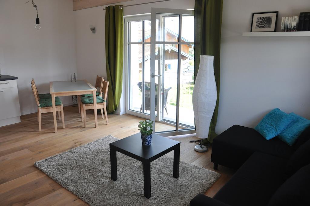 Ferienwohnungen Rimsting Am Chiemsee Oda fotoğraf